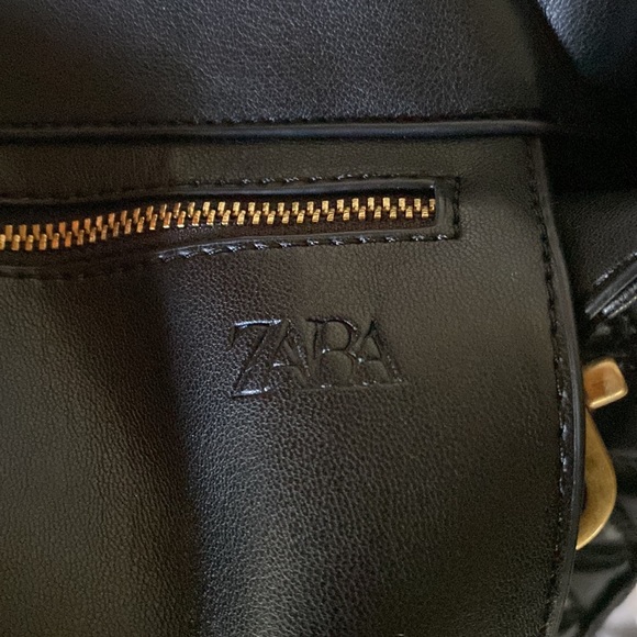 Zara purse. Black faux leather. Excellent condition. Used 2-3 times. - Picture 6 of 10